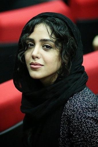 Portrait of Hengameh Hamidzadeh