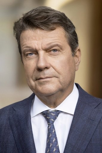 Portrait of Colm Kelleher