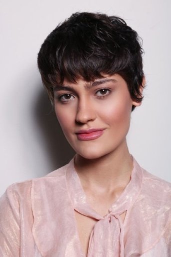 Portrait of Alessa Caneppele