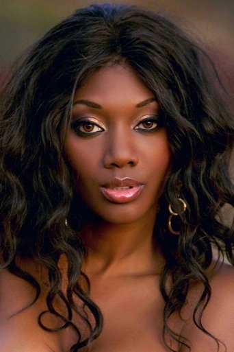 Portrait of Nyomi Banxxx