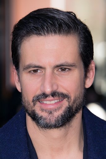 Portrait of Tom Beck