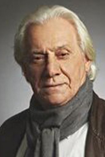 Portrait of Bülent Karpat