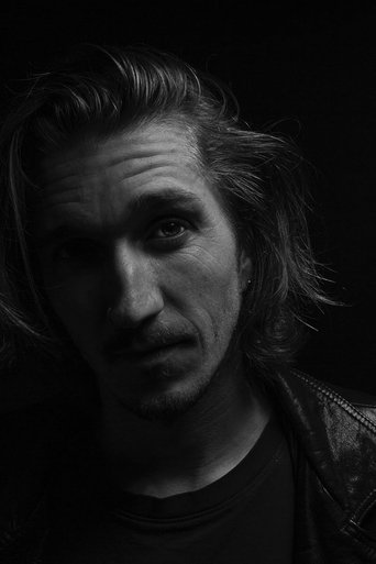 Portrait of Gijs Onvlee