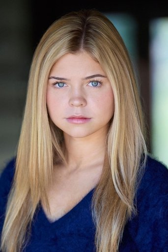 Portrait of Piper Juhan