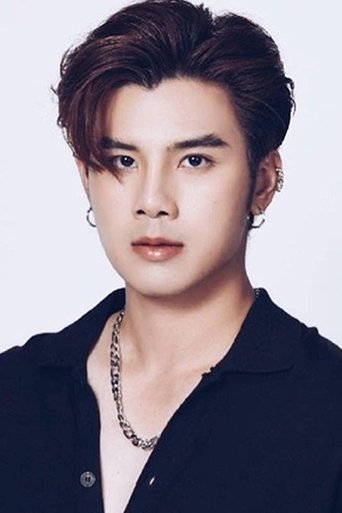 Portrait of Markpoom Phatsanan Thanachotsakulwong