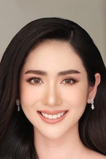 Portrait of Kate Sasisarun Phiboonrattapong