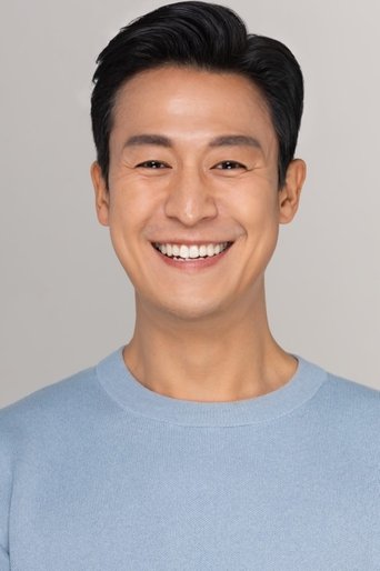 Portrait of Ahn Tae-kyung