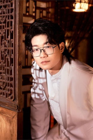 Portrait of 谭湘文