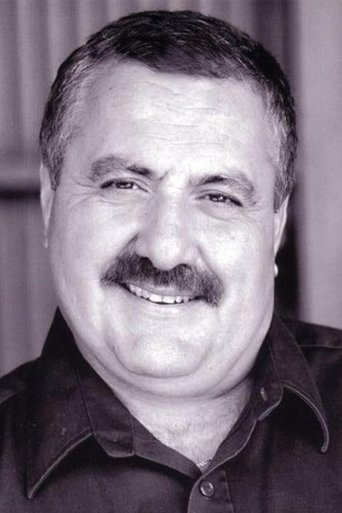 Portrait of Peter Siragusa