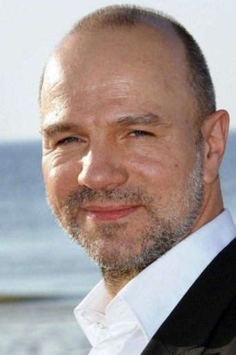 Portrait of Aurélien Recoing