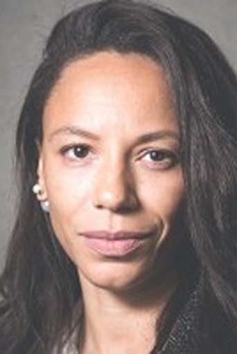 Portrait of Elishia Holmes
