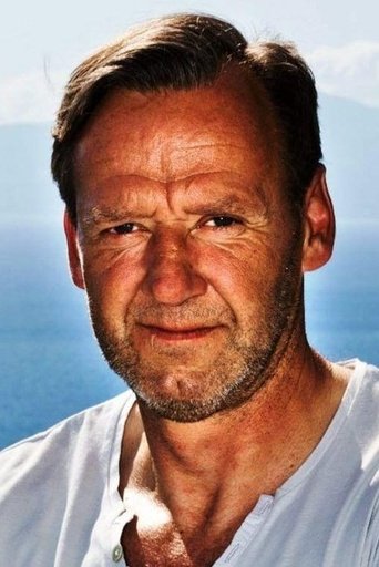 Portrait of Dan Corneliusson