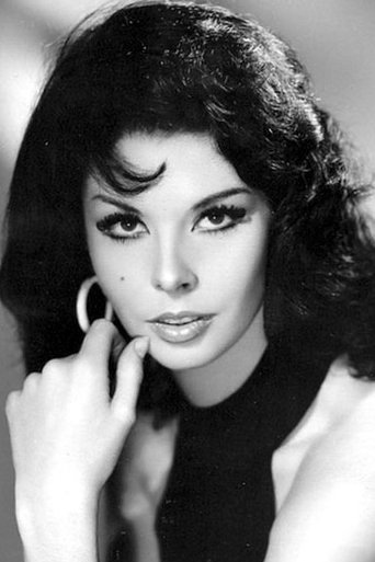 Portrait of Gloria Paul