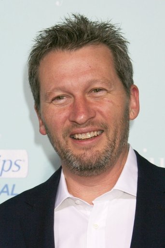 Portrait of Ken Kwapis