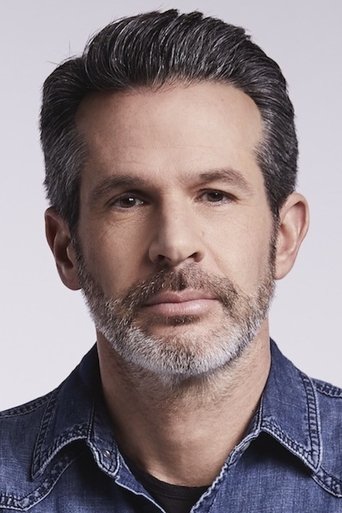Portrait of Simon Kinberg