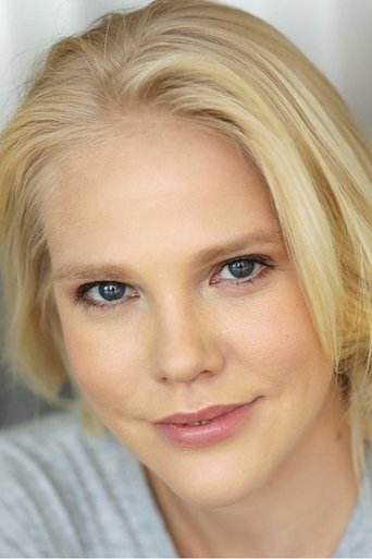 Portrait of Mia Hjelte