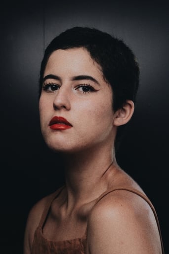 Portrait of Amanda Oliveira