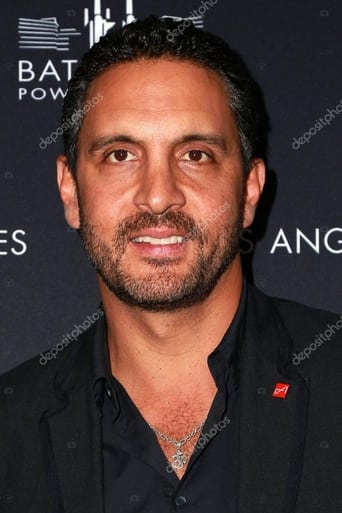 Portrait of Mauricio Umansky