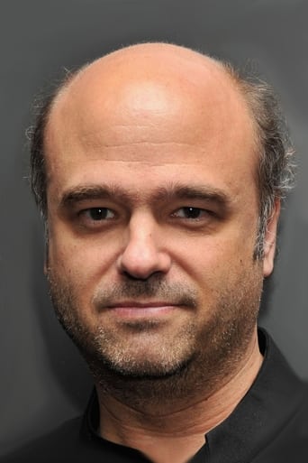 Portrait of Scott Adsit