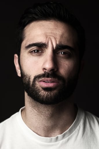 Portrait of Lee Majdoub