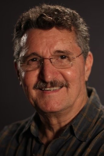 Portrait of Dan Perri