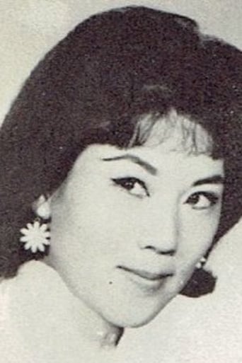 Portrait of Camelia Han Yin