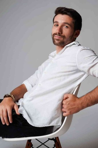 Portrait of Eric Kahn