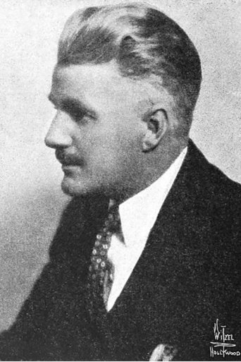Portrait of Leslie Pearce