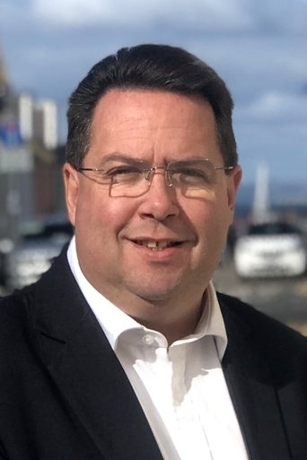 Portrait of Craig Hoy