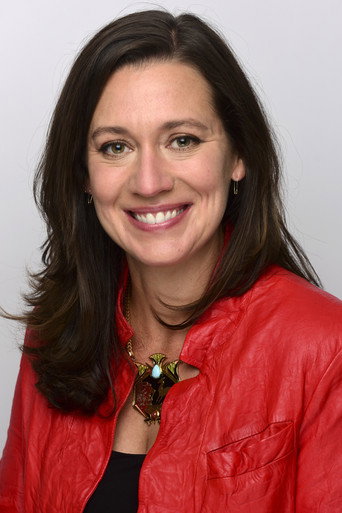 Portrait of Mara LePere-Schloop
