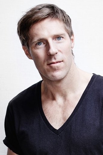 Portrait of Geoff Gilson