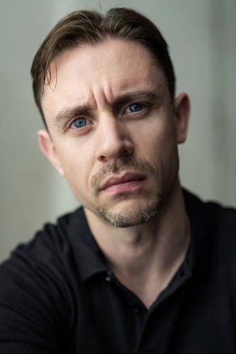 Portrait of Tom Lewin