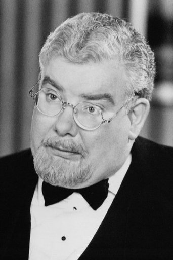 Portrait of Richard Griffiths
