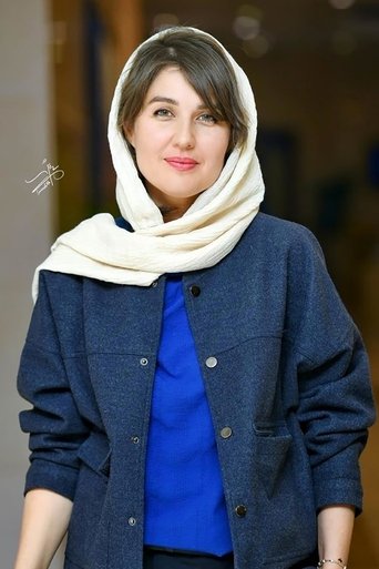 Portrait of Gloria Hardi