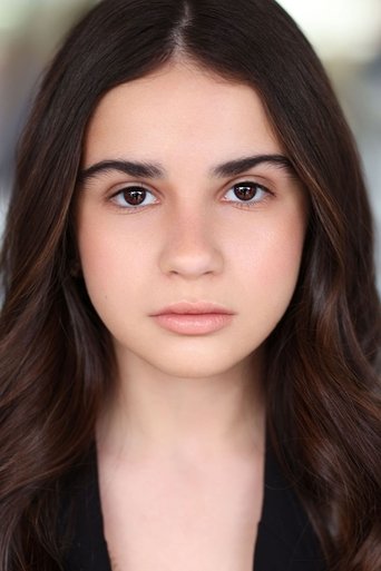 Portrait of Ariana Elavia
