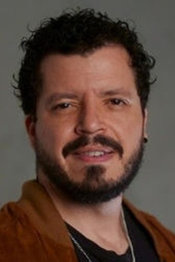 Portrait of Ian Ruas
