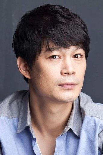 Portrait of Han Chul-woo
