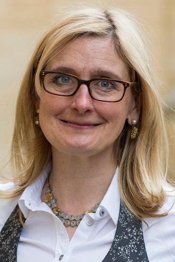 Portrait of Cressida Cowell