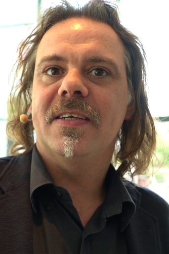 Portrait of Tarik Sadouma