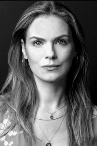 Portrait of Megan Vincent