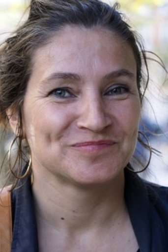 Portrait of Chloé Cambournac