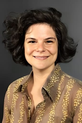 Portrait of Laura Araújo