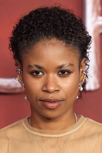 Portrait of Christelle Elwin