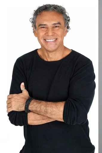 Portrait of Paulo Fernandes