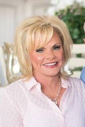 Portrait of Lori Bakker