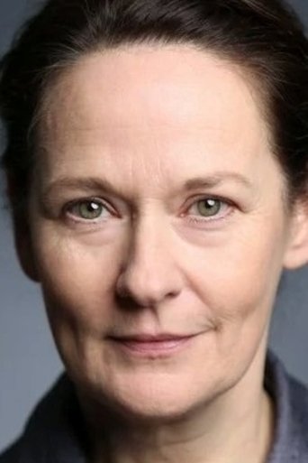 Portrait of Beatrice Comins