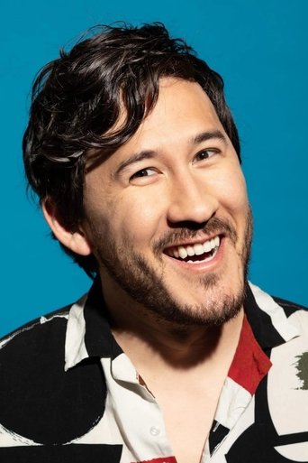 Portrait of Mark Fischbach