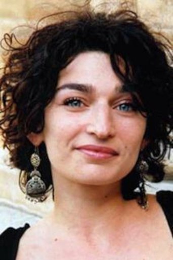 Portrait of Juliette Failevic