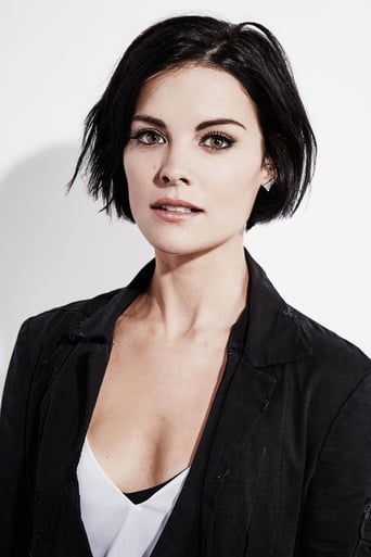 Portrait of Jaimie Alexander