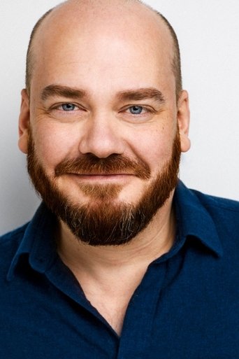 Portrait of Aaron Phillips